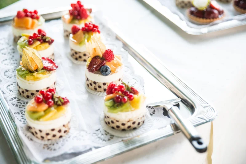 Lebensmittel & Getränke